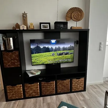 Holiday Apartment With 2 Bedrooms 펜션 쿡스하펜
