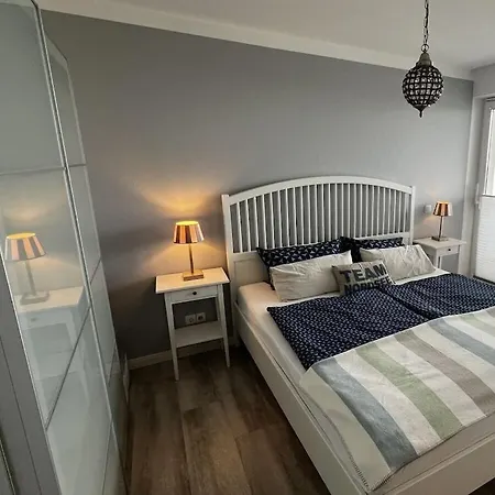 With 2 Bedrooms Holiday home